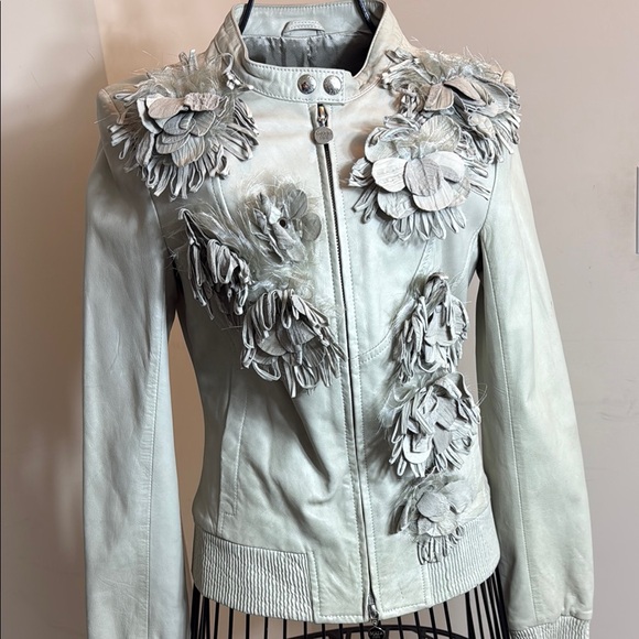 Patrizia Pepe Cream Leather Jacket with Ruffle Details - Picture 7 of 12